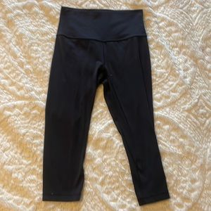 Lululemon capris
